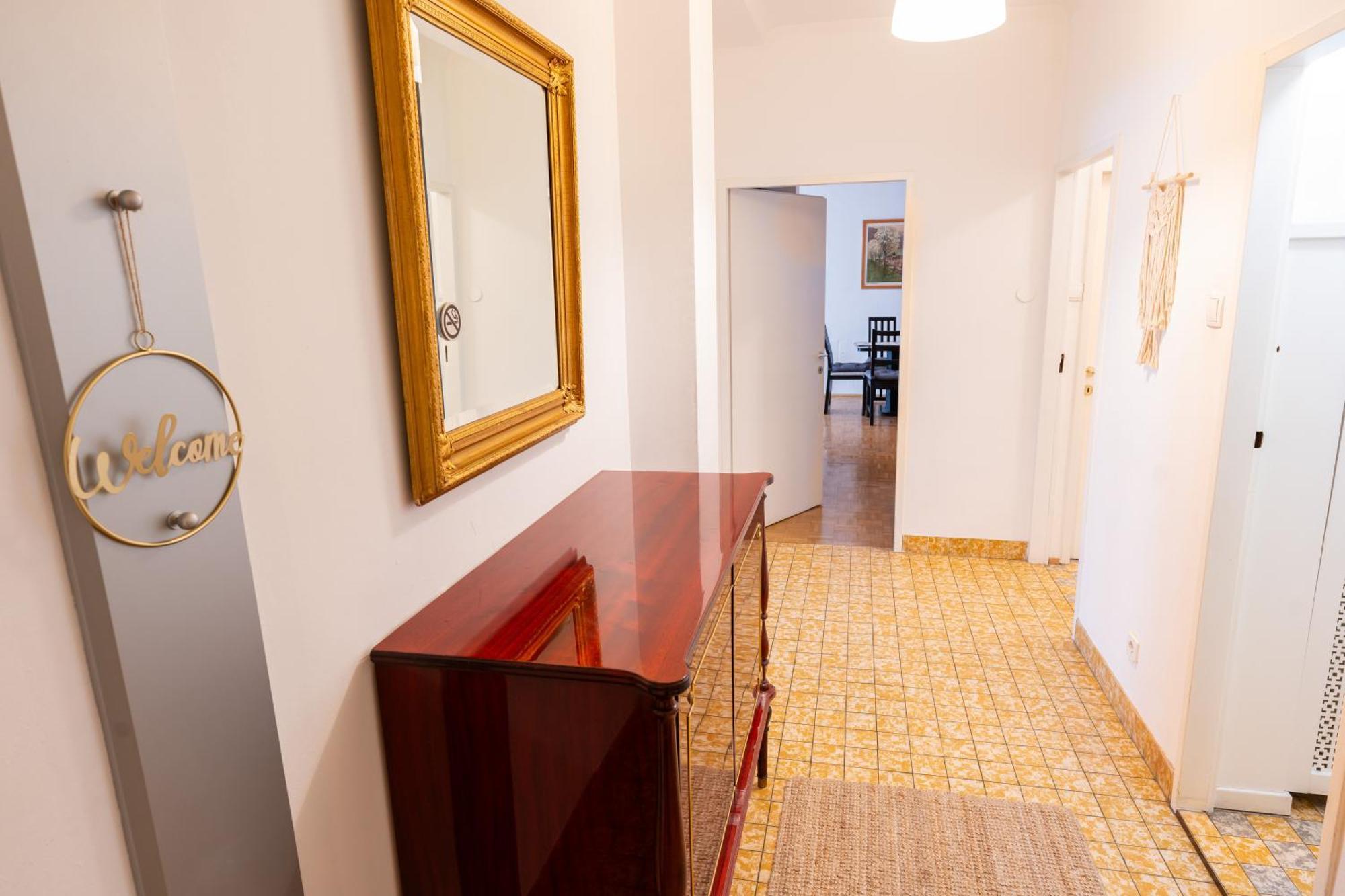 Central Living Apartment Opera Wien Exterior foto